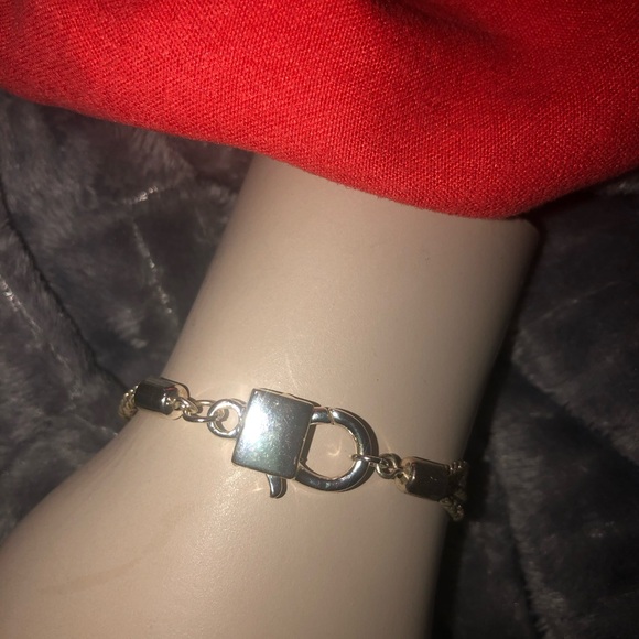 Bracelet - Picture 4 of 11